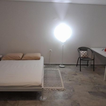 Cosy Guesthouse-Souterrain With Garden In City Center Corinth Ngoại thất bức ảnh