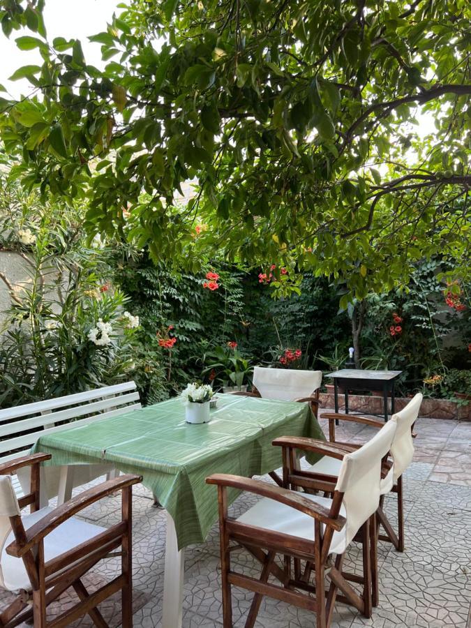 Cosy Guesthouse-Souterrain With Garden In City Center Corinth Ngoại thất bức ảnh