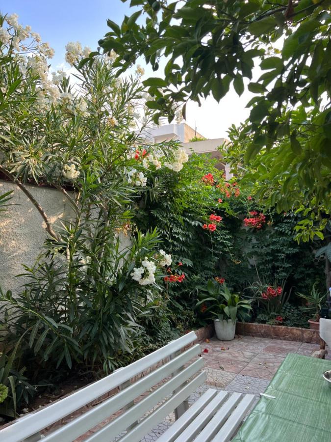 Cosy Guesthouse-Souterrain With Garden In City Center Corinth Ngoại thất bức ảnh